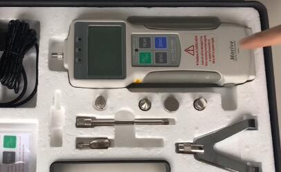 一諾電子生產(chǎn)的推拉力計(jì)怎么用?