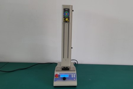 廣東客戶采購一諾Motive推拉力計及配套機臺測量彈簧線性